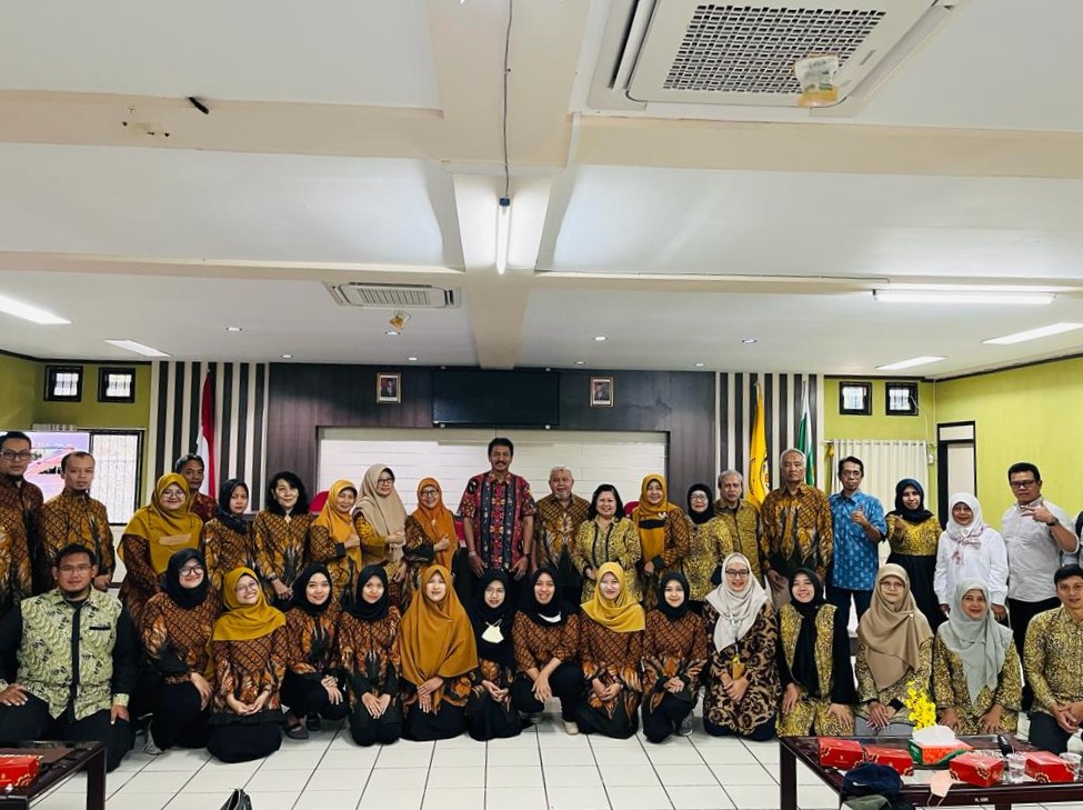 Benchmarking Program Studi Agribisnis Universitas Pembangunan Veteran Yogyakarta (UPNVYK) ke Fakultas Pertanian Universitas Padjajaran (UNPAD)  