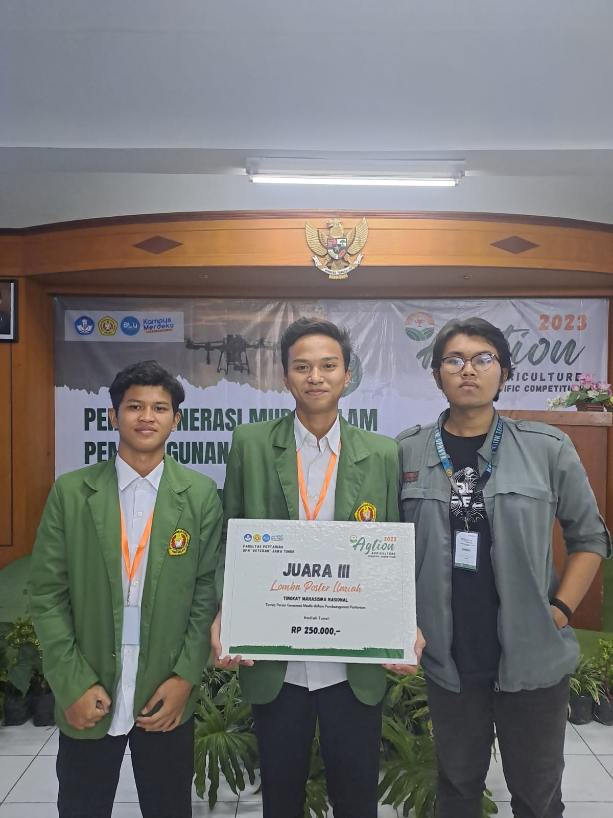 Mahasiswa Prodi Agribisnis Sabet Juara 3 Lomba Poster Ilmiah Tingkat Nasional AGTION 2023